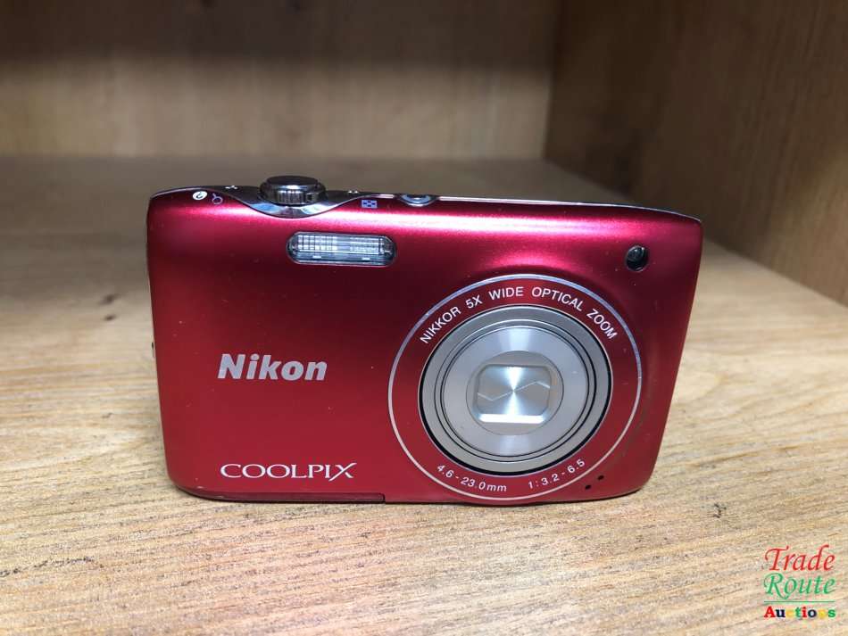 Nikon COOLPIX S3100 14 MP Digital Camera with 5x NIKKOR Wide-Angle Optical Zoom Lens - RED