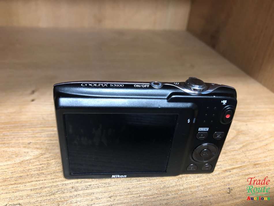 Nikon COOLPIX S3100 14 MP Digital Camera with 5x NIKKOR Wide-Angle Optical Zoom Lens - RED