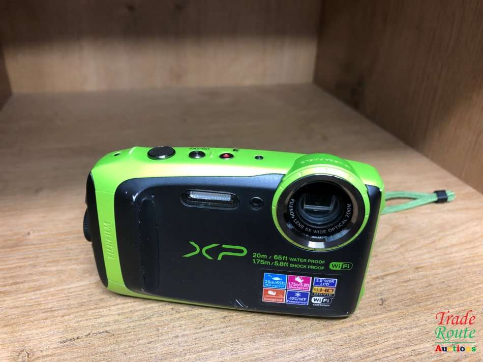 Fujifilm Waterproof Digital Underwater Camera with 3" LCD, Green (xp120)