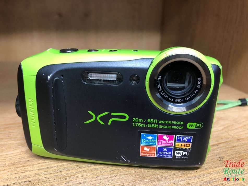 Fujifilm Waterproof Digital Underwater Camera with 3" LCD, Green (xp120)