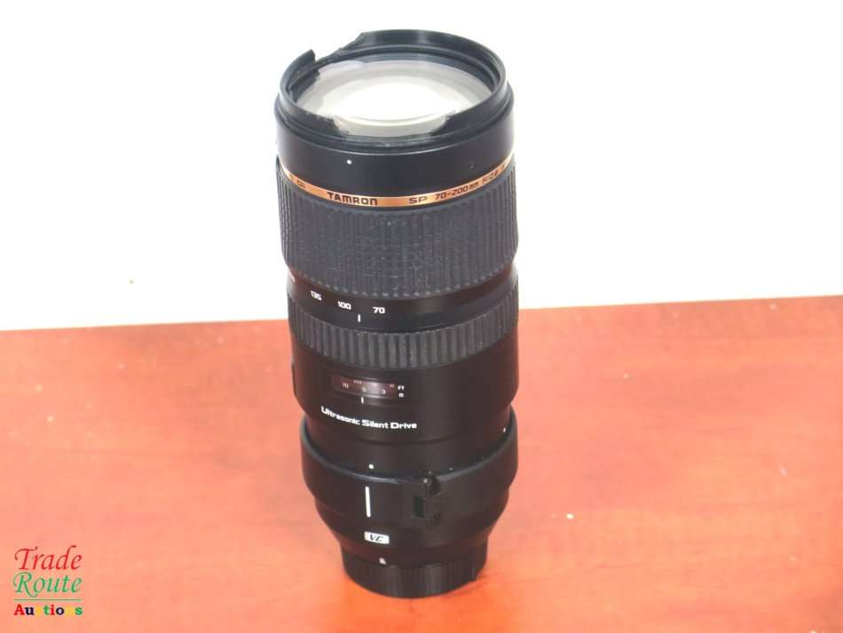 For Spares or repairs - Tamron 70-200 Lens for Nikon