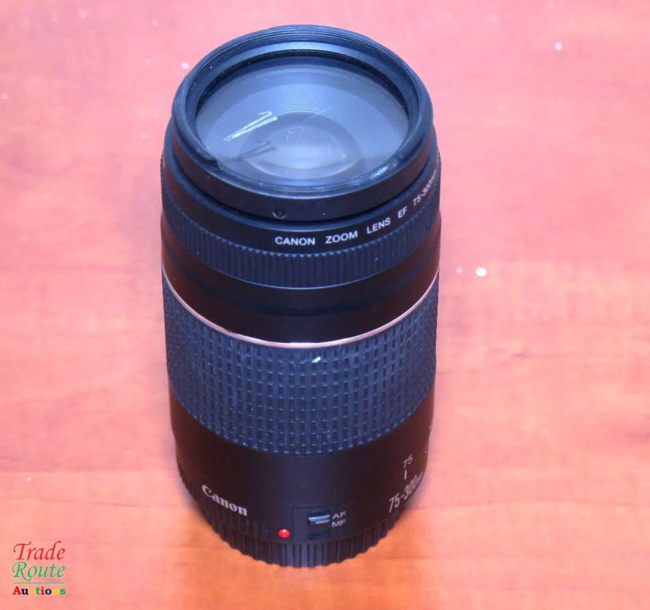 CANON EF 75-300MM Lens [ FOR SPARES OR REPAIR ]