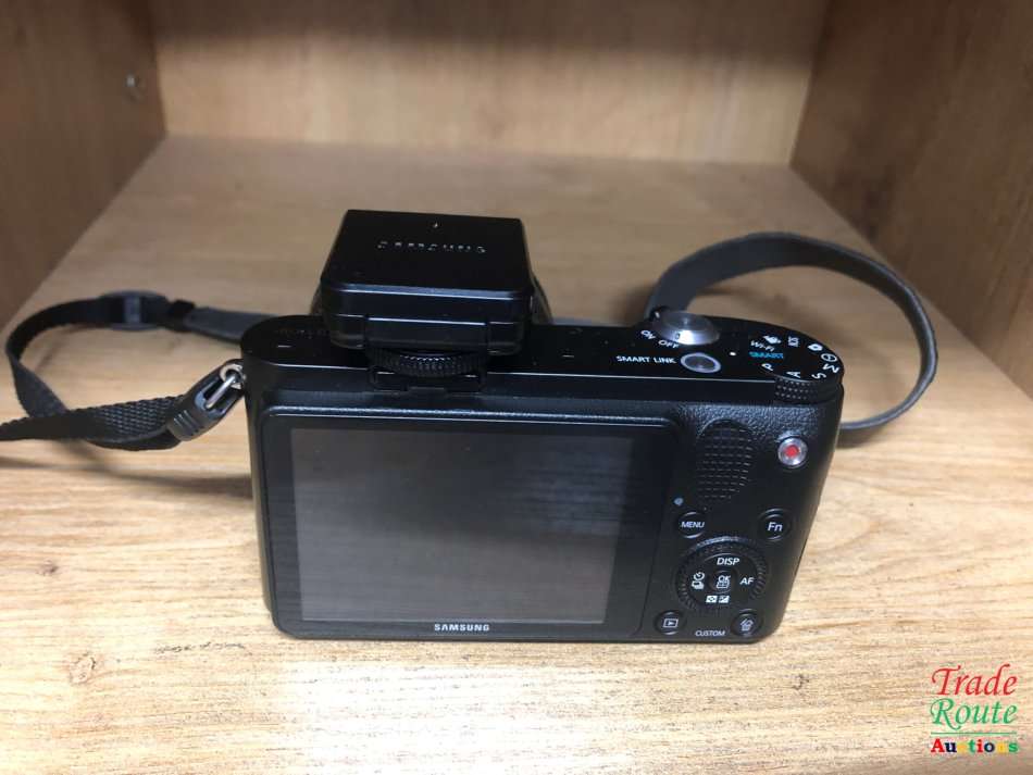 Samsung NX1100 20.3MP CMOS Smart | WiFi | FULL HD | Digital Camera + 20-50mm Lens