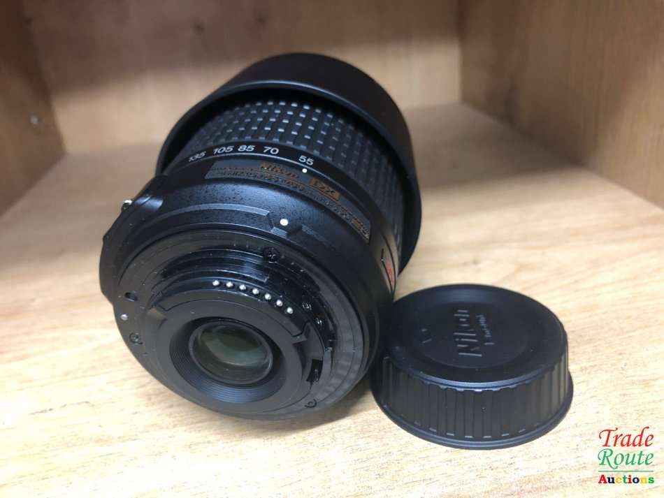 Nikon AF-S NIKKOR 55-200mm VR [ VIBRATION REDUCTION ] LENS