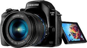 Samsung NX30 Digital Camera Kit (20.3MP, Digital IS + OIS) 3 inch AMOLED