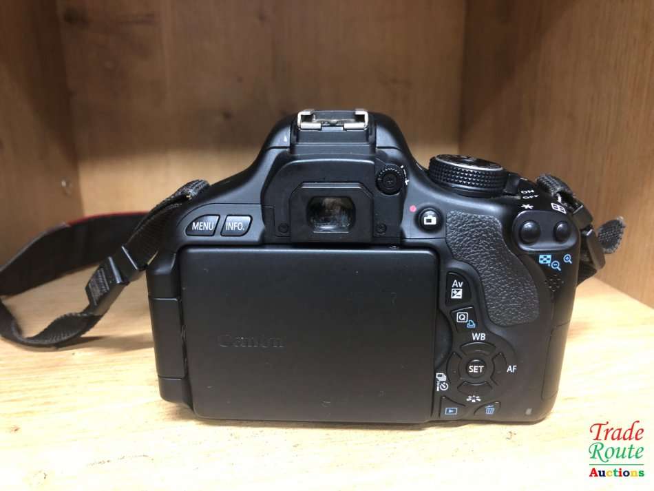Canon EOS 600D Digital SLR CAMERA BODY ONLY - PROFESSIONAL [18 Megapixels]