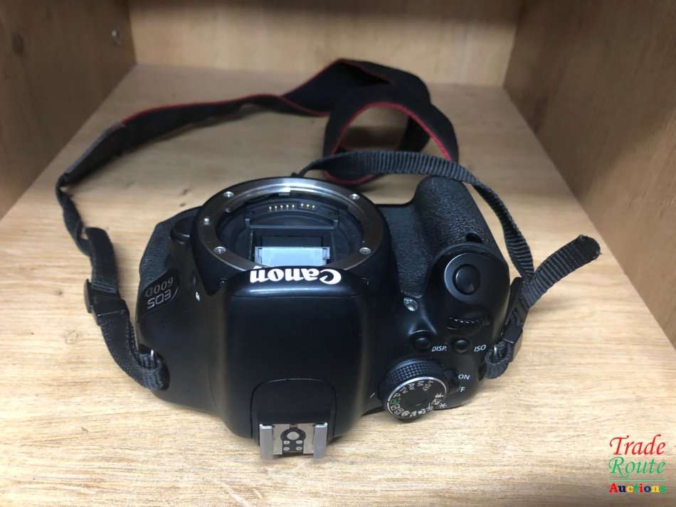 Canon EOS 600D Digital SLR CAMERA BODY ONLY - PROFESSIONAL [18 Megapixels]