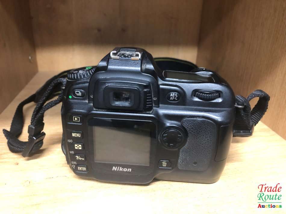 Nikon D50 DSLR Digital Camera (Camera Body ONLY)