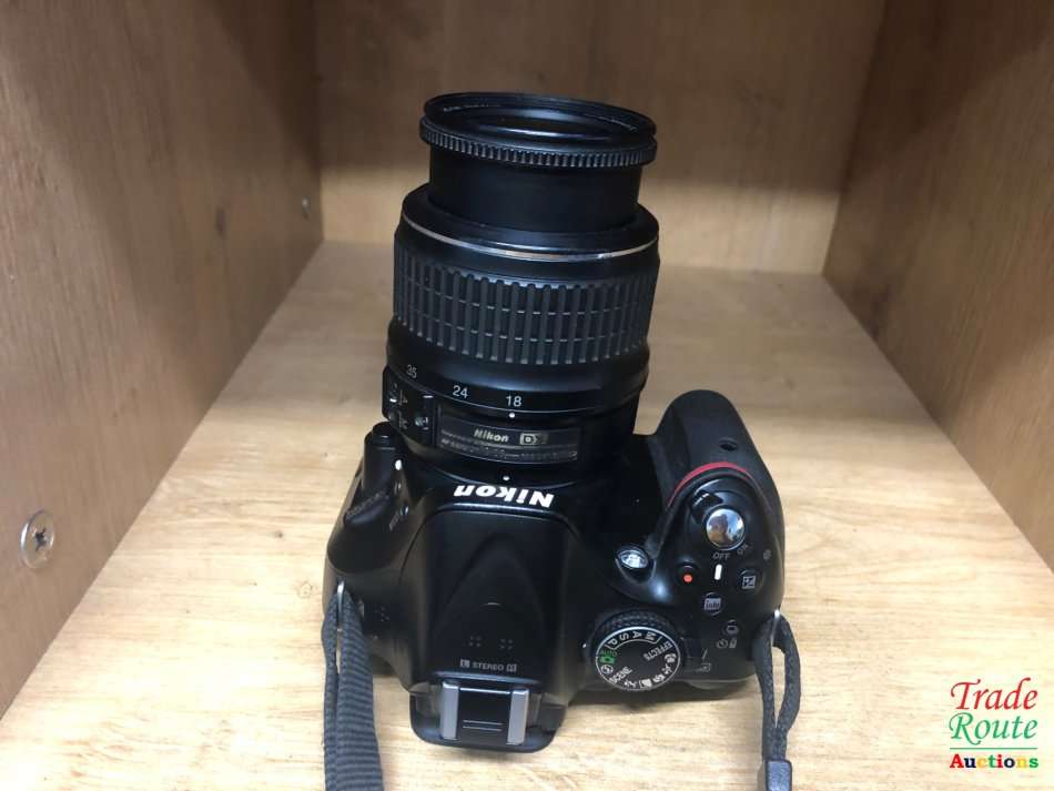 [ 24.1 MEGAPIXELS ] NIKON D5200 DSLR CAMERA +  18-55MM NIKKOR LENS PROFESSIONAL KIT