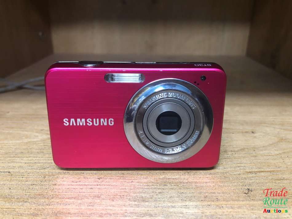 Samsung ST30 COMPACT DIGITAL CAMERA - PINK