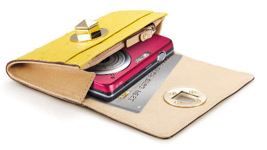 Samsung ST30 COMPACT DIGITAL CAMERA - PINK