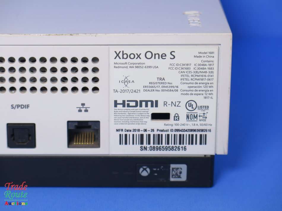 Microsoft Xbox One S 1TB Console (WHITE) Model 1681 + 1 Controller (WHITE)