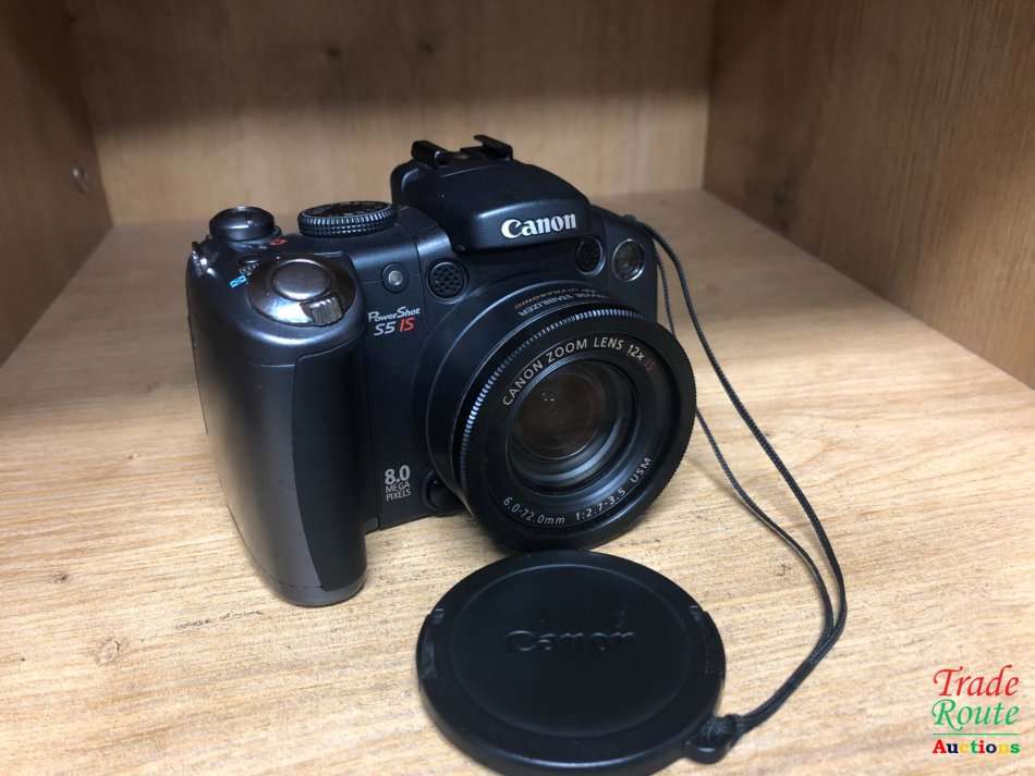 Canon PowerShot Pro Series S5 IS 8.0MP Digital Camera with 12x OIS Zoom