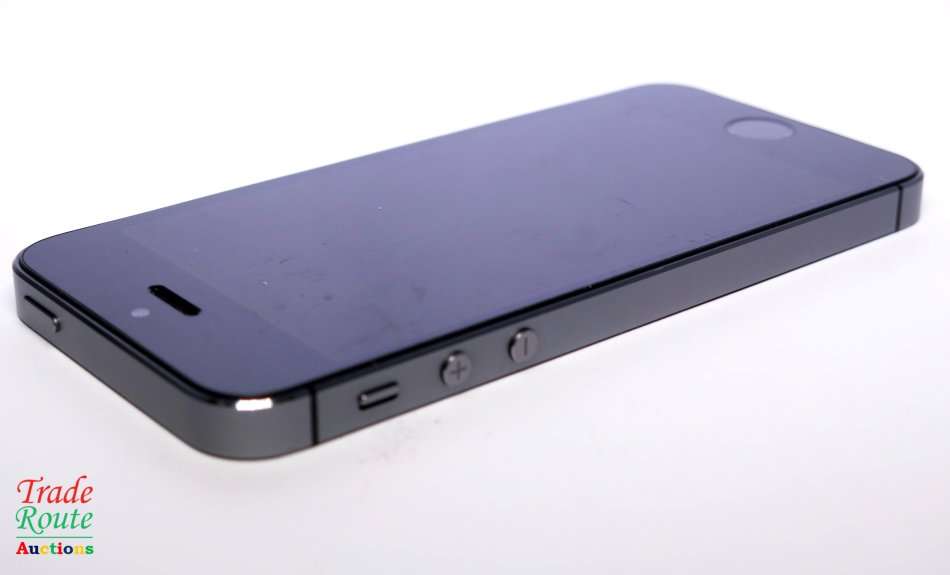 Apple Iphone 5S SmartPhone A1530 *** APPLE IPHONE5s ***