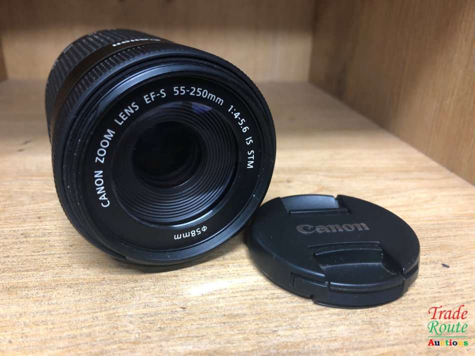 Canon EF-S 55-250m IS (Image Stabilizer) STM  Lens for Canon DSLR Cameras