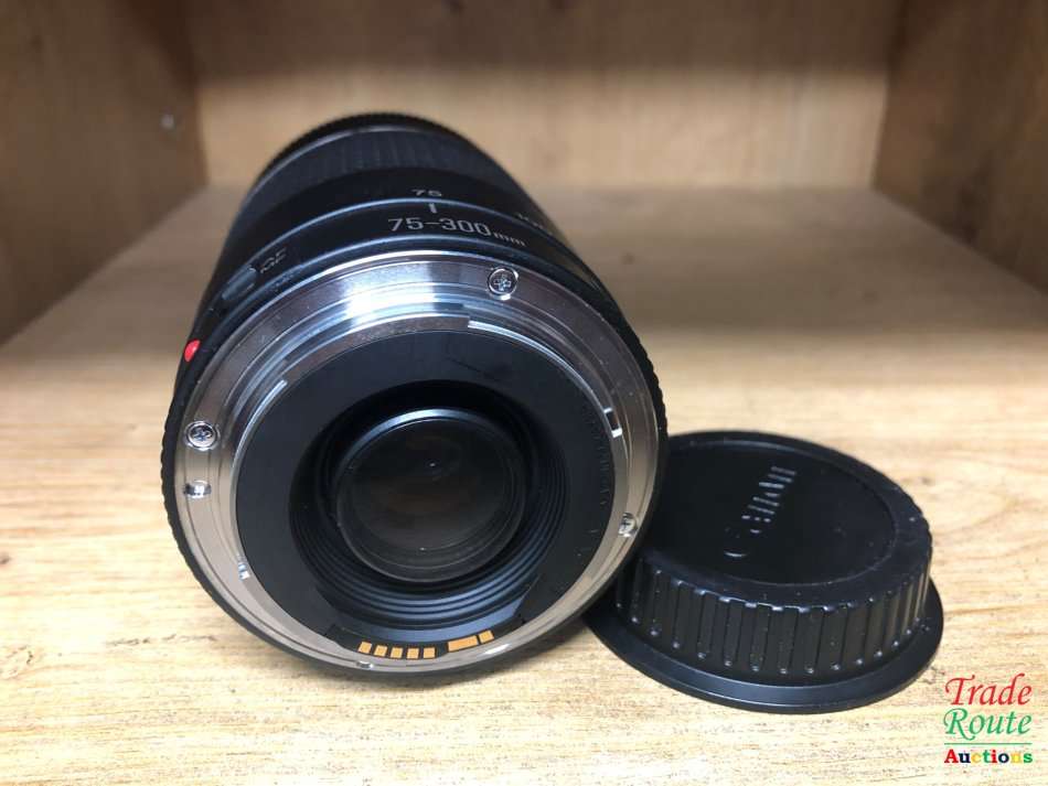 CANON EF 75-300MM 4-5.6 MARK III TELEPHOTO ZOOM LENS for 600D, 650D, 700D, 750D 1200D 1300D Etc