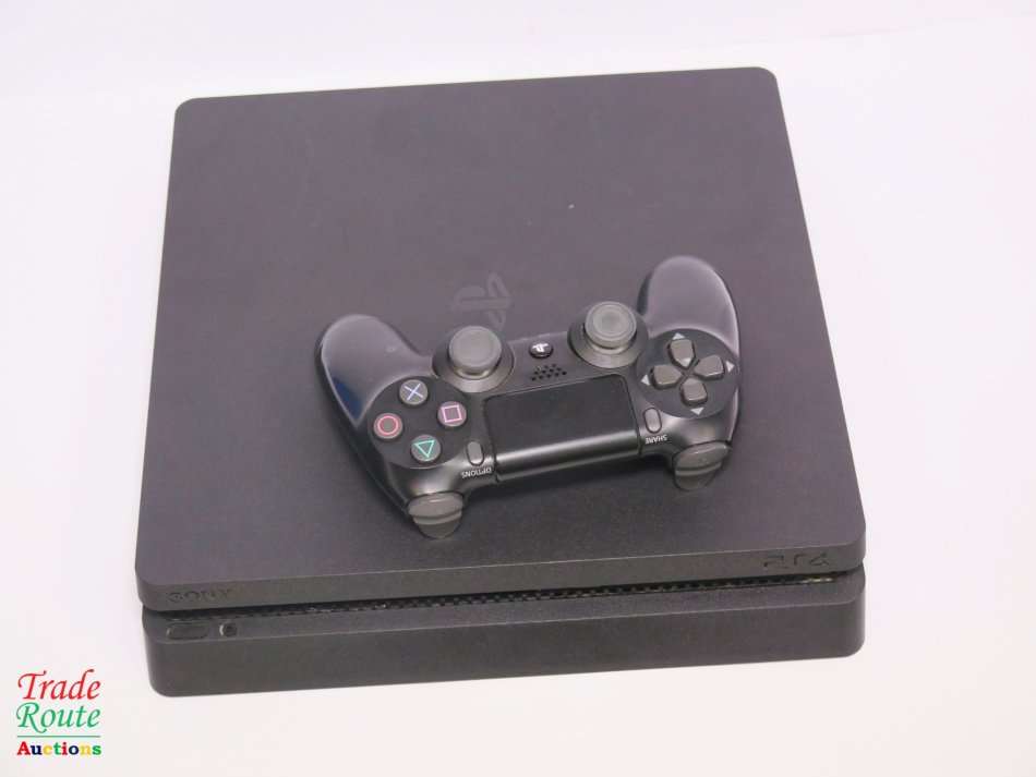 Sony PS4 PlayStation 4 SLIM console CUH-2216A - Jet Black  *** SONY PS4 ***