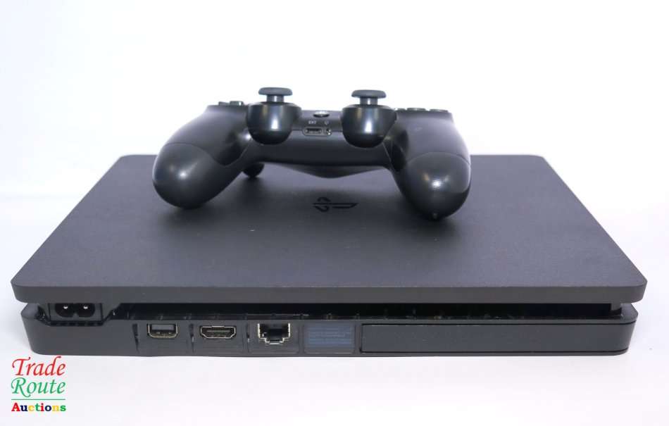 Sony PS4 PlayStation 4 SLIM console CUH-2216A - Jet Black  *** SONY PS4 ***