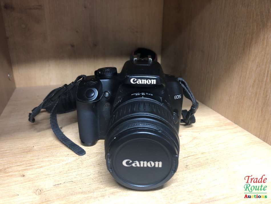 Canon EOS 1000D Digital SLR camera plus Canon 18-55mm Lens Professional KIT