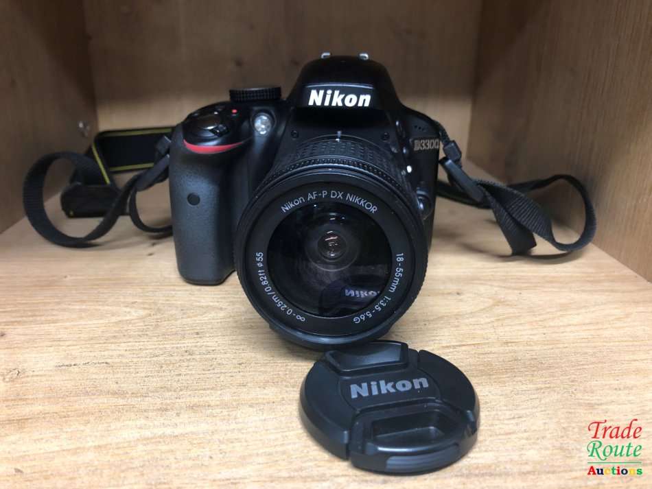 Nikon D3300 24.2 MP CMOS Digital SLR with AF-S DX NIKKOR 18-55mm f/3.5-5.6G DX Zoom Lens (Black)