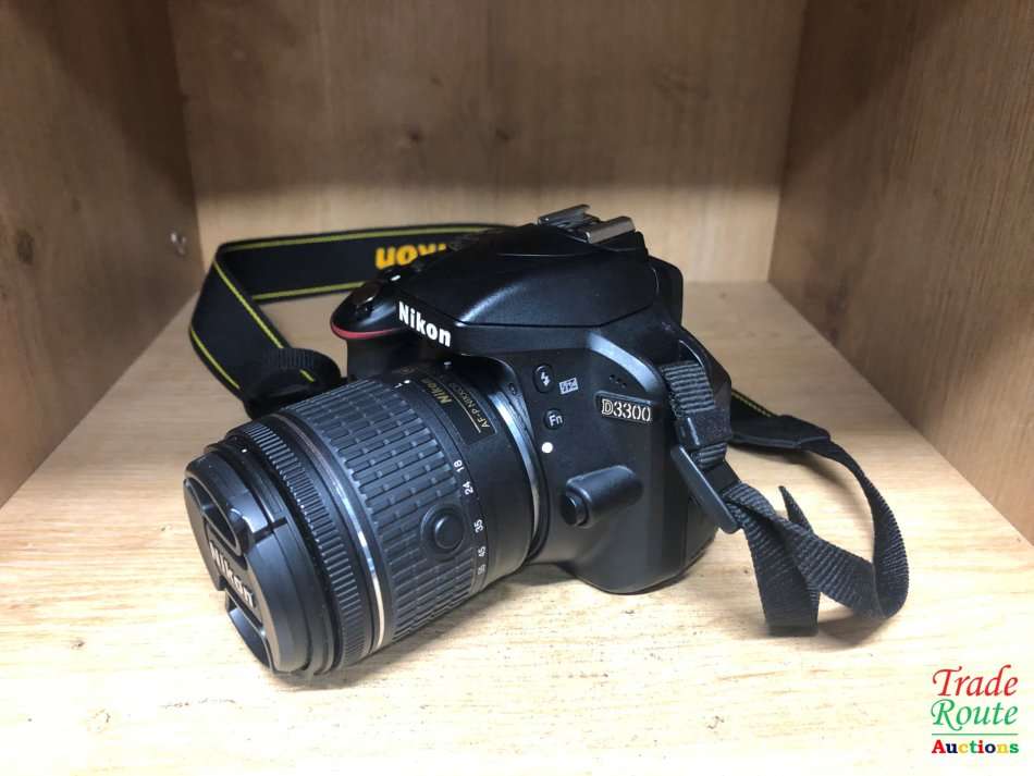 Nikon D3300 24.2 MP CMOS Digital SLR with AF-S DX NIKKOR 18-55mm f/3.5-5.6G DX Zoom Lens (Black)