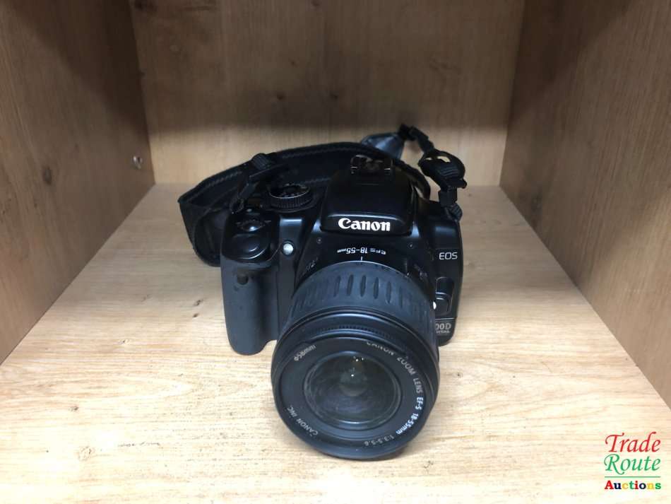 Canon EOS 400D DigitalSLR camera 10.1 Megapixels + Canon EFS 18-55mm Lens