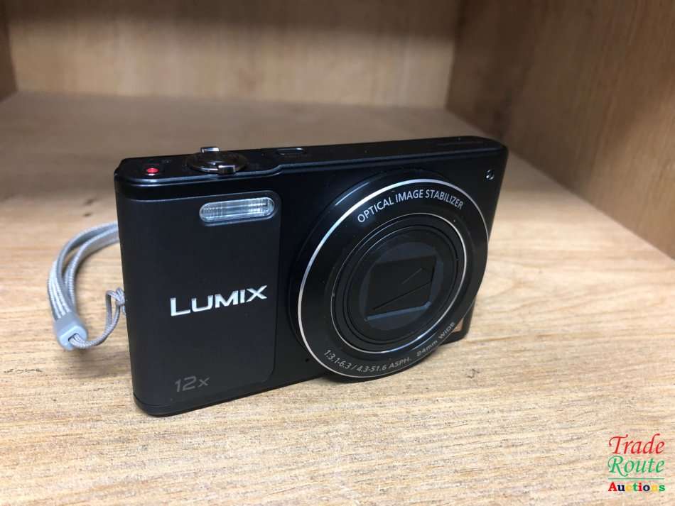 Panasonic Lumix DMC-SZ10 Digital Camera - TILT LCD