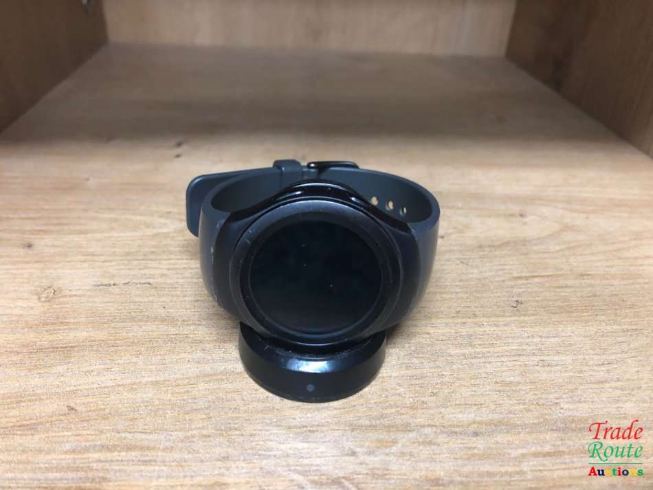 Samsung Gear S2 SMARTWATCH - SM-R720 Watch