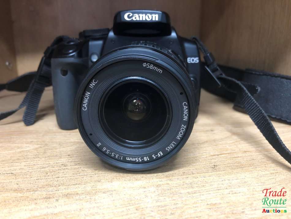 Canon EOS Digital Rebel XTi Kit 10.1-megapixel digital SLR camera with 18-55mm zoom lens (Black)