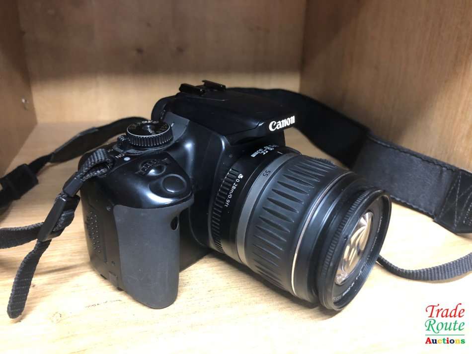 Canon EOS Digital Rebel XTi Kit 10.1-megapixel digital SLR camera with 18-55mm zoom lens (Black)