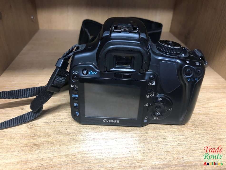 Canon EOS Digital Rebel XTi Kit 10.1-megapixel digital SLR camera with 18-55mm zoom lens (Black)