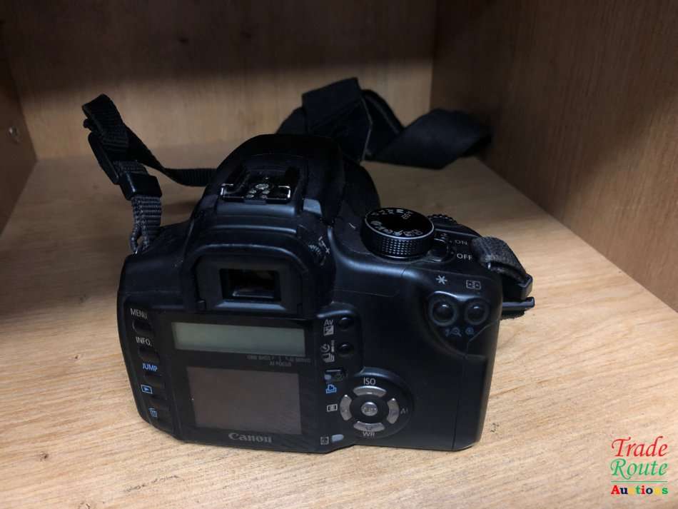 Canon EOS 350D Digital SLR camera (BLACK) WITH 18-55 mm EFS LENS