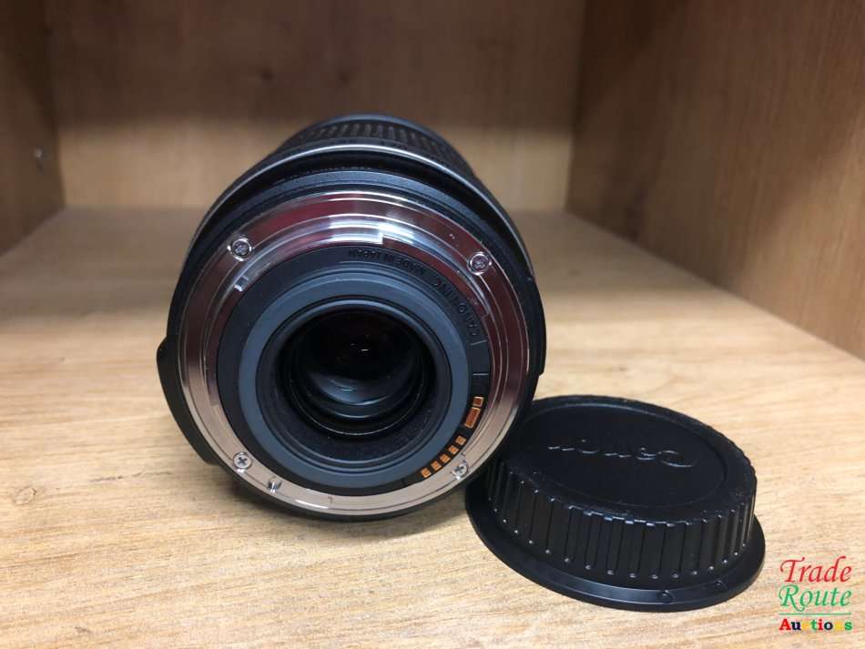 Canon EF-S 18-200mm f/3.5-5.6 IS EF-s - IMAGE STABILIZER LENS for CANON DSLR Cameras