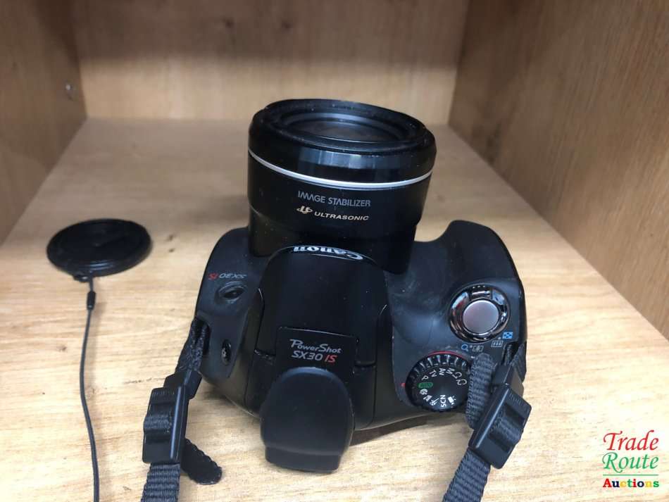 Canon PowerShot SX30 IS IMAGE STABILIZER ULTRASONIC 14.1 MP 35X OPTICAL FULL HD CAMERA