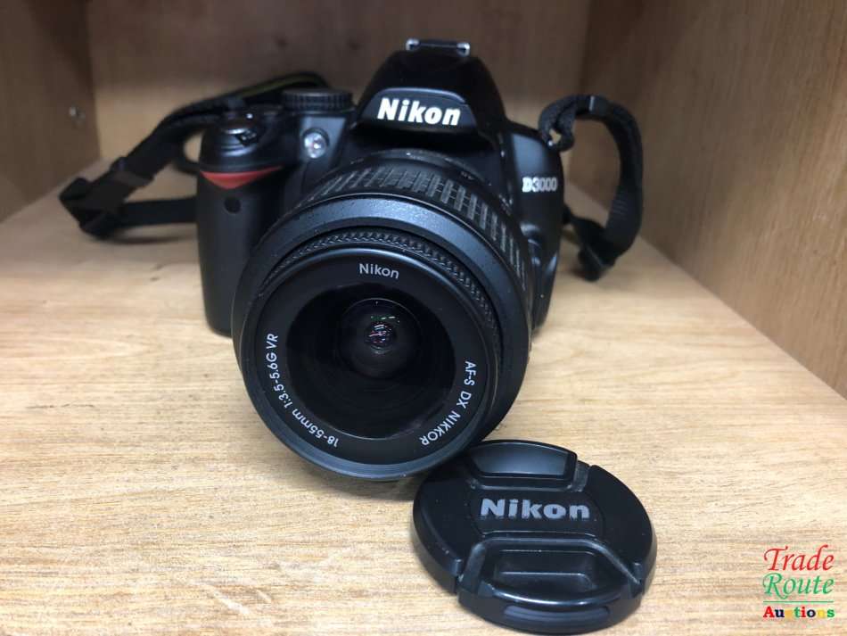 NIKON D3000 DSLR CAMERA CAMERA KIT WITH NIKKOR 18-55 VR LENS