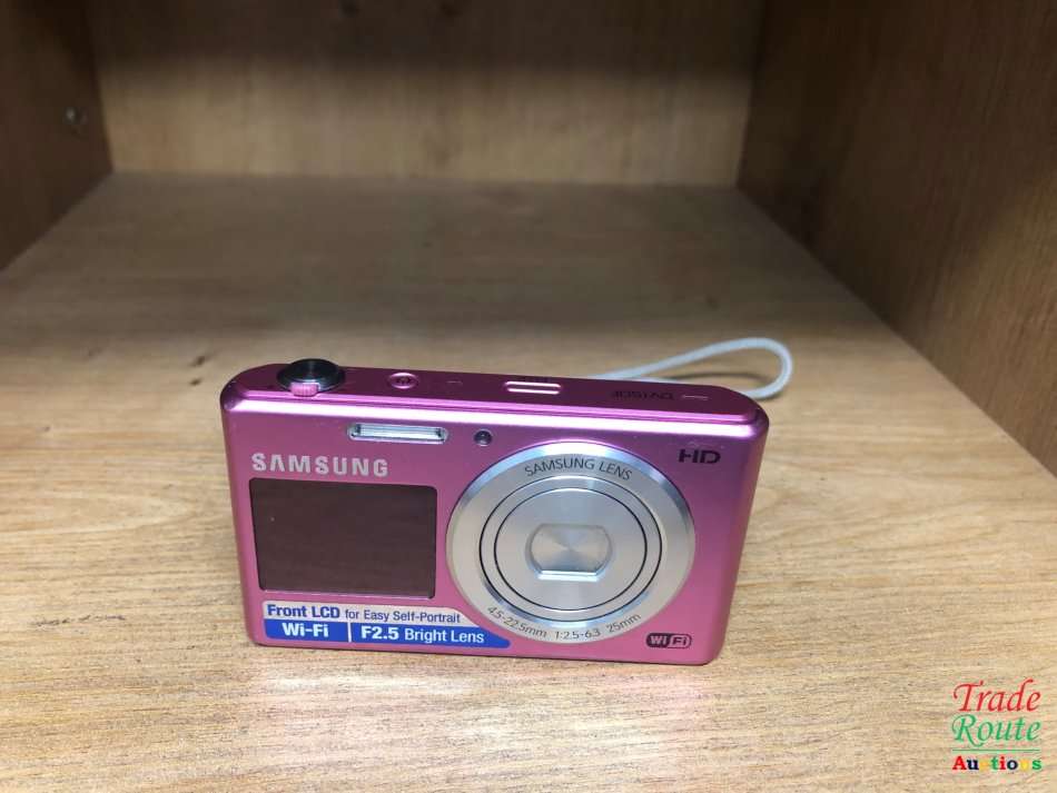 Samsung DV150F 16.2MP Smart WiFi Digital Camera with 5x Optical Zoom & 2.7" / 1.48" front LCD