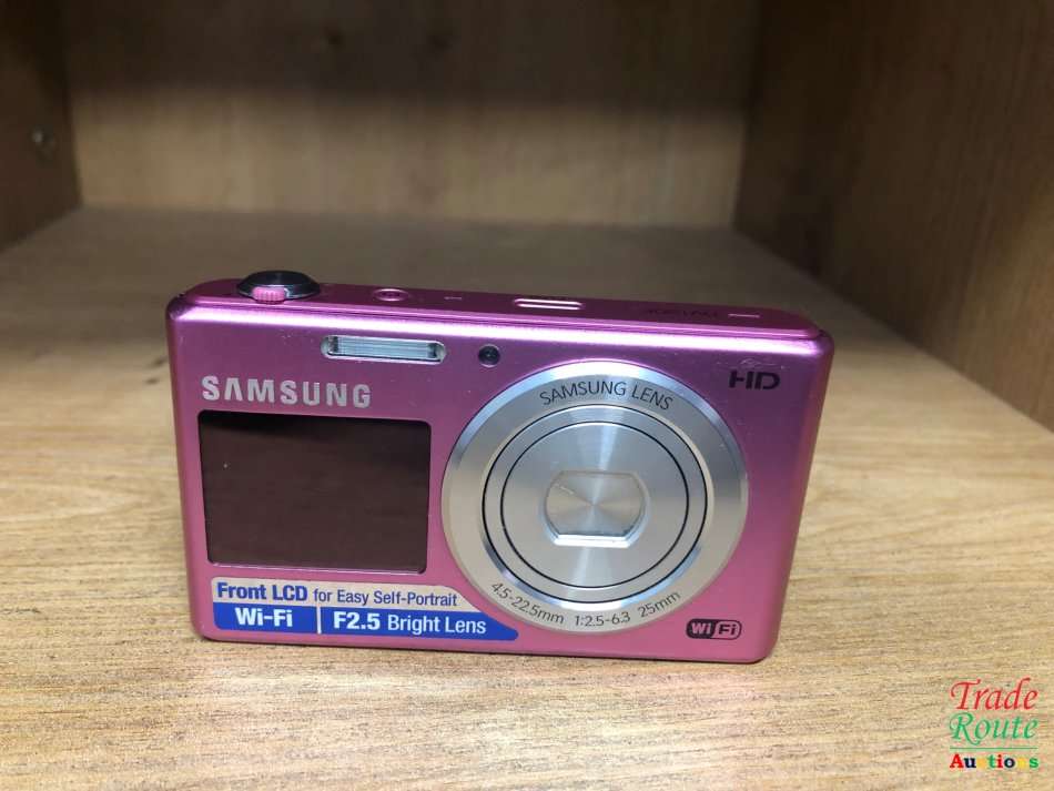 Samsung DV150F 16.2MP Smart WiFi Digital Camera with 5x Optical Zoom & 2.7" / 1.48" front LCD