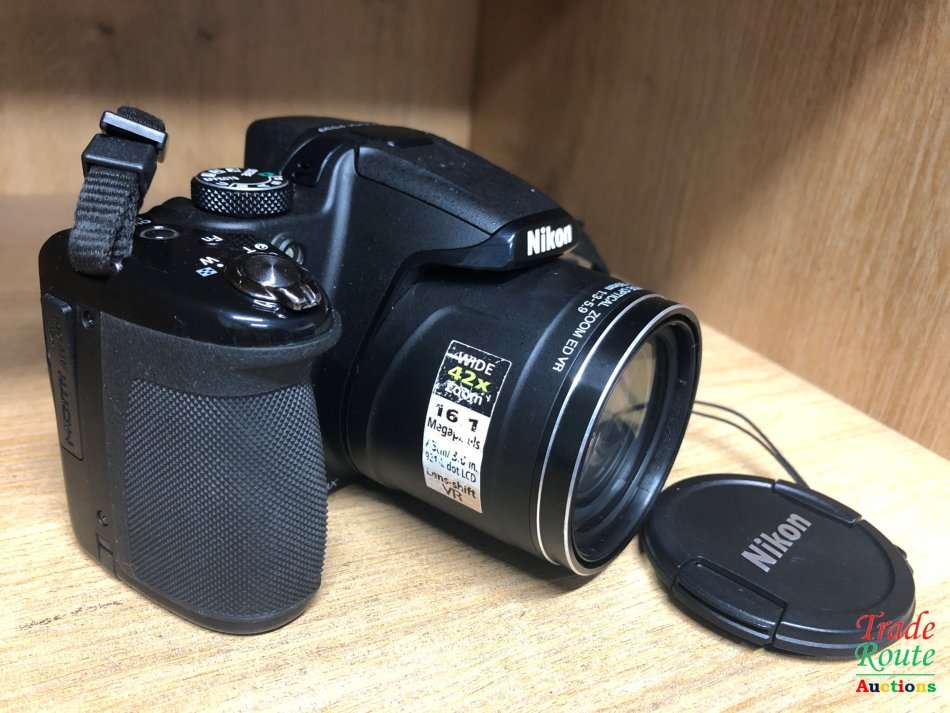 Nikon CoolPix P530 16 MP CMOS Digital Camera with 42x Zoom Lens and Full HD