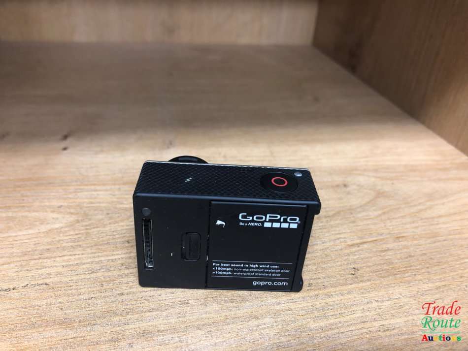 GOPRO HERO 3  CHDHE-301 [WHITE EDITION] Captures HD Video