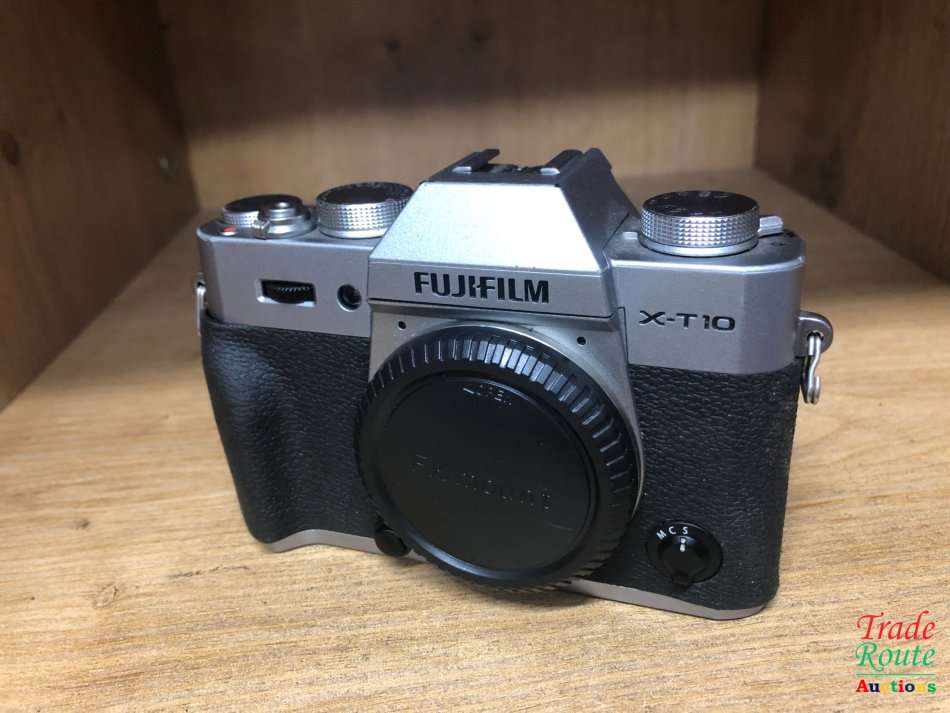FUJIFILM X-T10 Mirrorless Digital Camera - BODY ONLY
