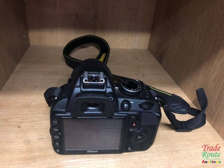 NIKON D3100 DSLR Camera Kit with Nikon 18-55 VR Lens *** BARGAINS ***