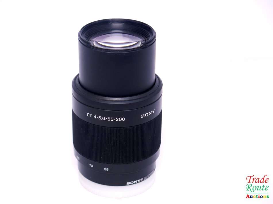 Sony 55-200mm f/4-5.6 Compact Super Telephoto Zoom Lens - For Sony DSLR Cameras