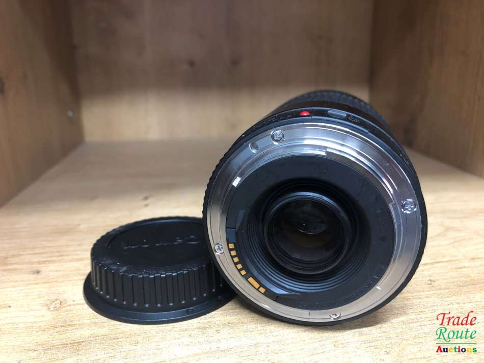 Canon EF 75-300mm 4-5.6 Mark iii USM Telephoto Zoom Lens