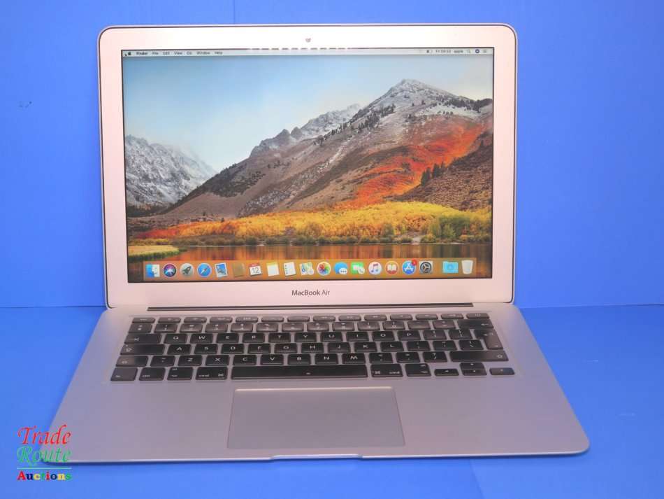 2017 MacBook Air 13.3-inch | Core i5 1.8GHz | 8GB RAM | 128GB SSD MACBOOK AIR 13 INCH