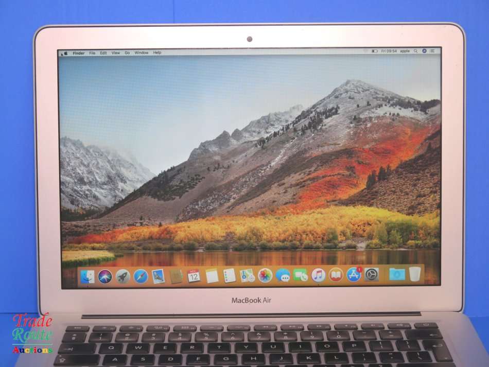 2017 MacBook Air 13.3-inch | Core i5 1.8GHz | 8GB RAM | 128GB SSD MACBOOK AIR 13 INCH