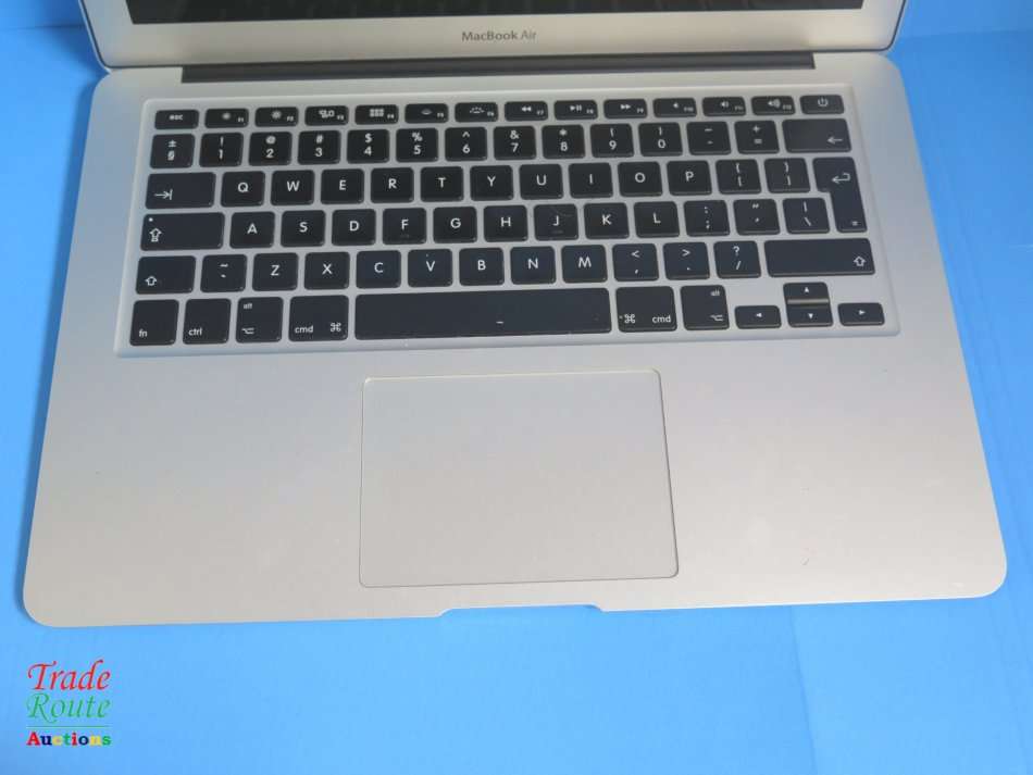 2017 MacBook Air 13.3-inch | Core i5 1.8GHz | 8GB RAM | 128GB SSD MACBOOK AIR 13 INCH