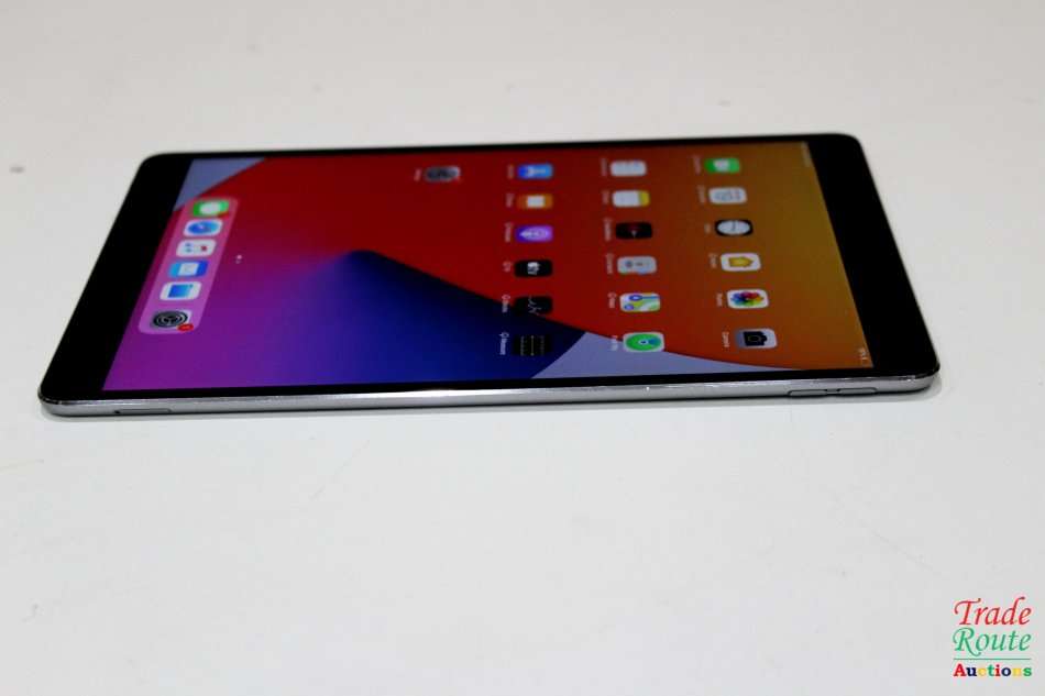 Apple iPad Pro 10.5 inch Wi-Fi + Cellular, 512GB, Space Grey, MPME2HC/A, A1709