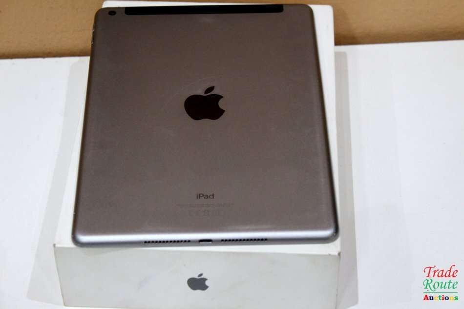 Apple iPad 6th Gen 2018 | MR6N2HC/A | WiFi + Cellular | 32GB | Space Grey | A1954 | RETINA