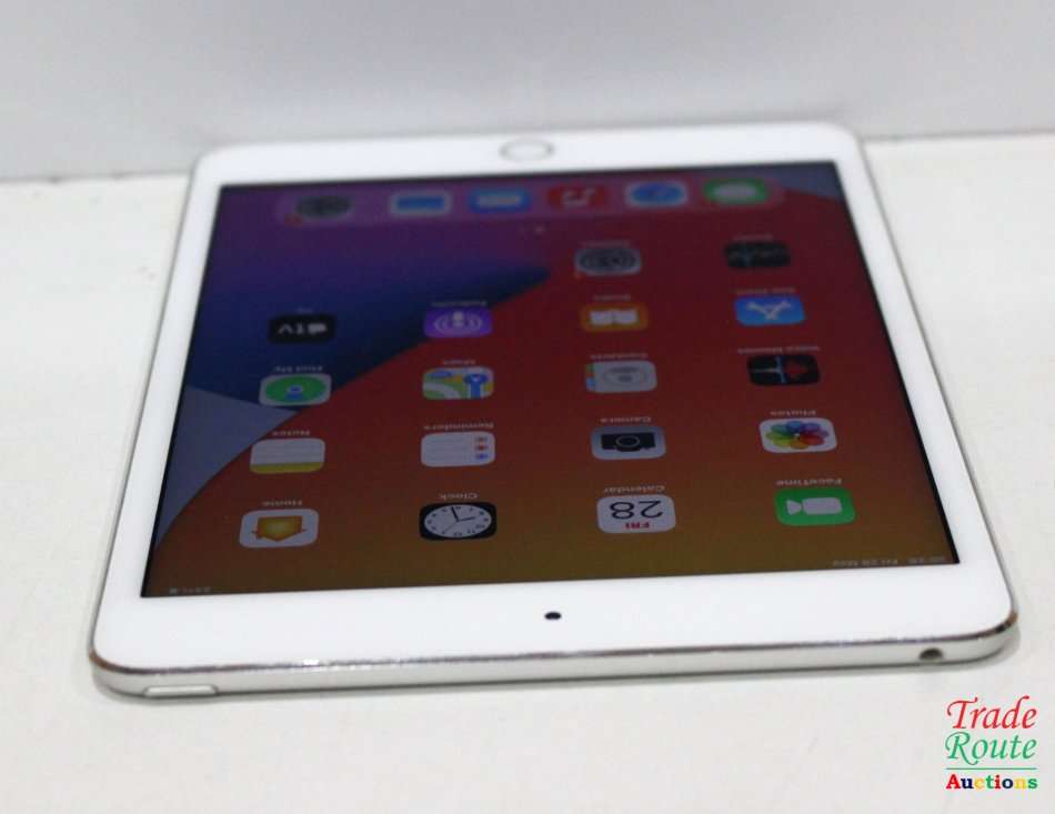 Apple iPad Mini 4 Wi-Fi 128GB Silver MK9P2HC/A