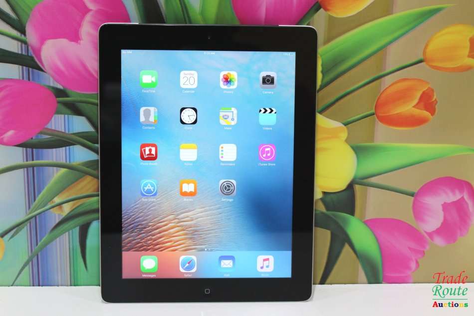 IPAD 3rd Gen 9.7 inch Tablet ** 32GB ** CELLULAR + WiFi ** BLACK ***  IPAD3  ** MD367SO/A